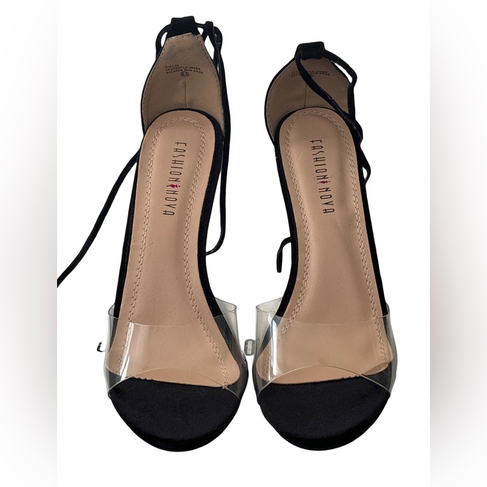 Fashion Nova Gigi women’s clear toe heel black velvet size 8.5